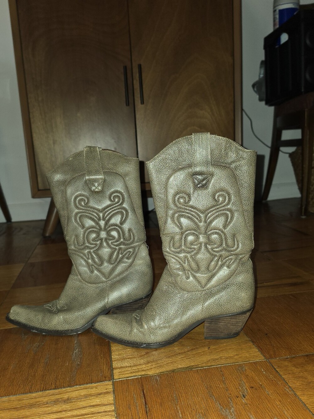 Women's Dark Grey Western Cowboy Boots - 7.5M